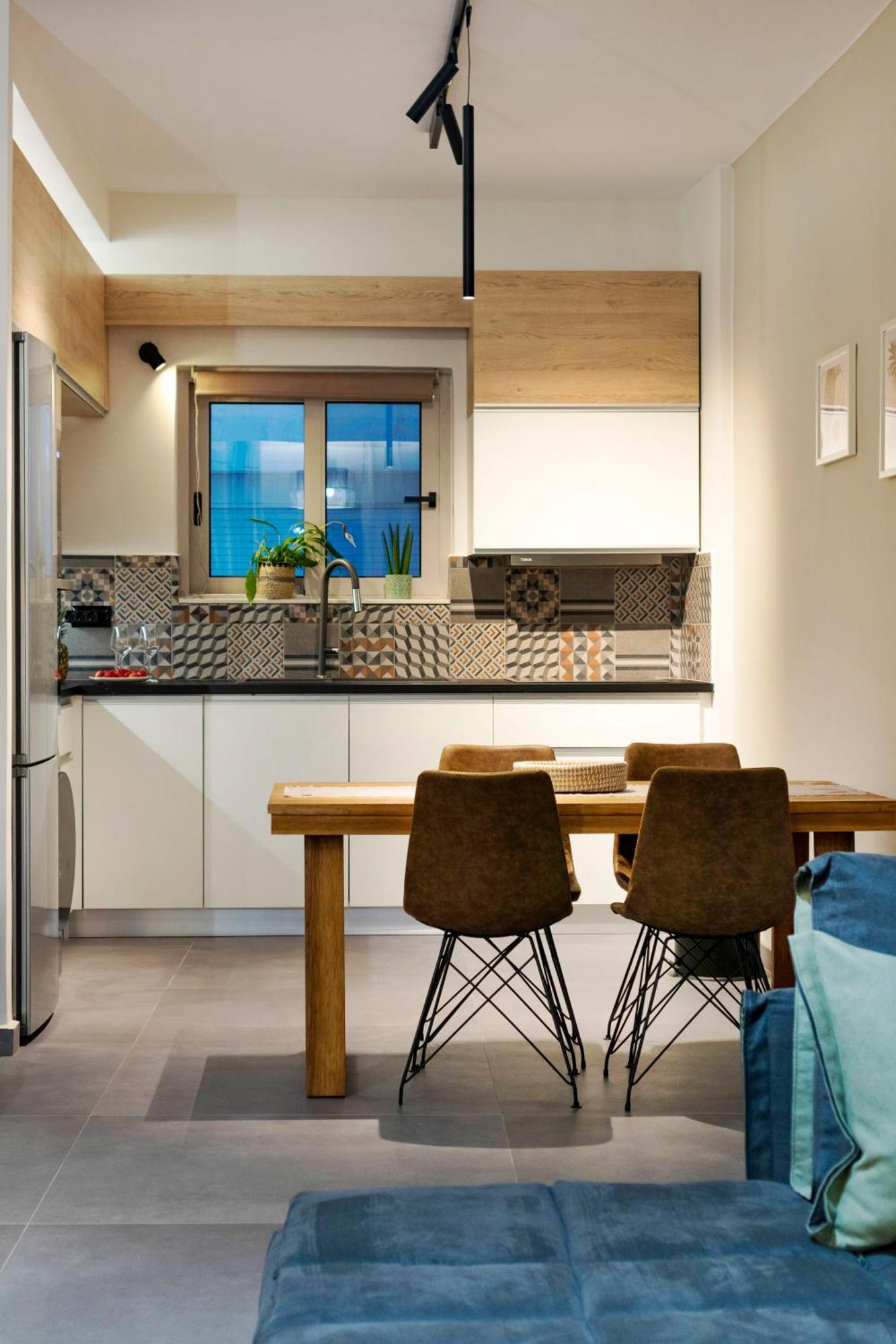 Appartement Stylish And Modern Near Nea Chora
